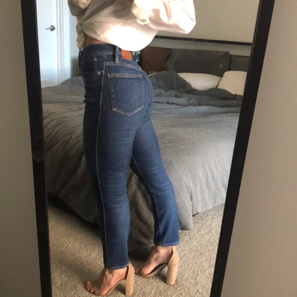 High waisted denim jeans